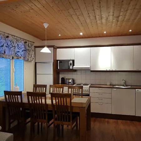 Metsalintu Apartmán *